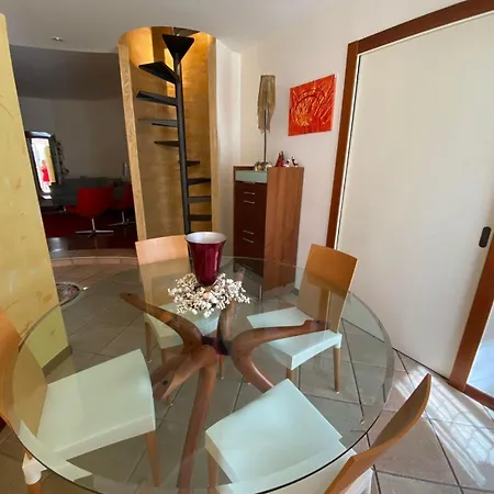 Jolie Maison Feriehus Montalbano Ionico